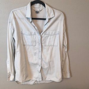 Old Navy Boyfriend Chambray Shirt
